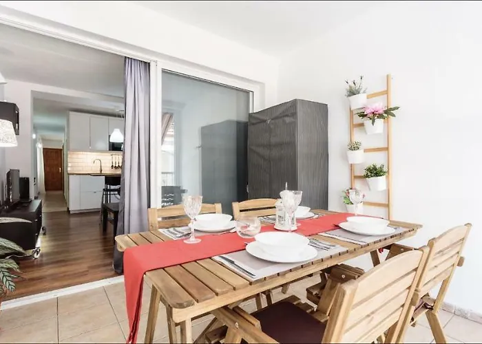 Daniela Puerto De Naos